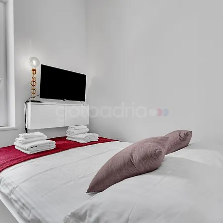 Bed & Breakfast Beachfront Deluxe