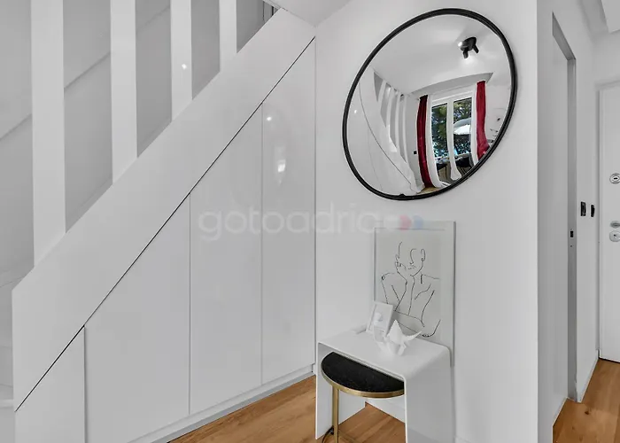 Bed & Breakfast Beachfront Deluxe 4*