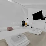 Oda ve Kahvaltı Beachfront Deluxe Makarska