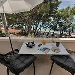 Beachfront Deluxe 4*