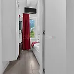 Beachfront Deluxe 4*