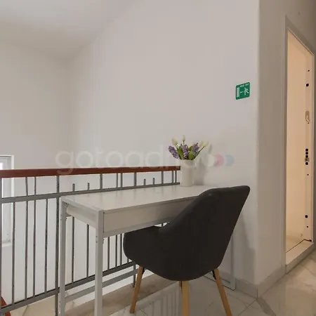 Beachfront Deluxe Makarska