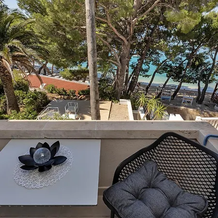 Beachfront Deluxe Makarska
